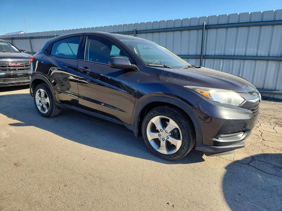 2017 HONDA HR-V LX  