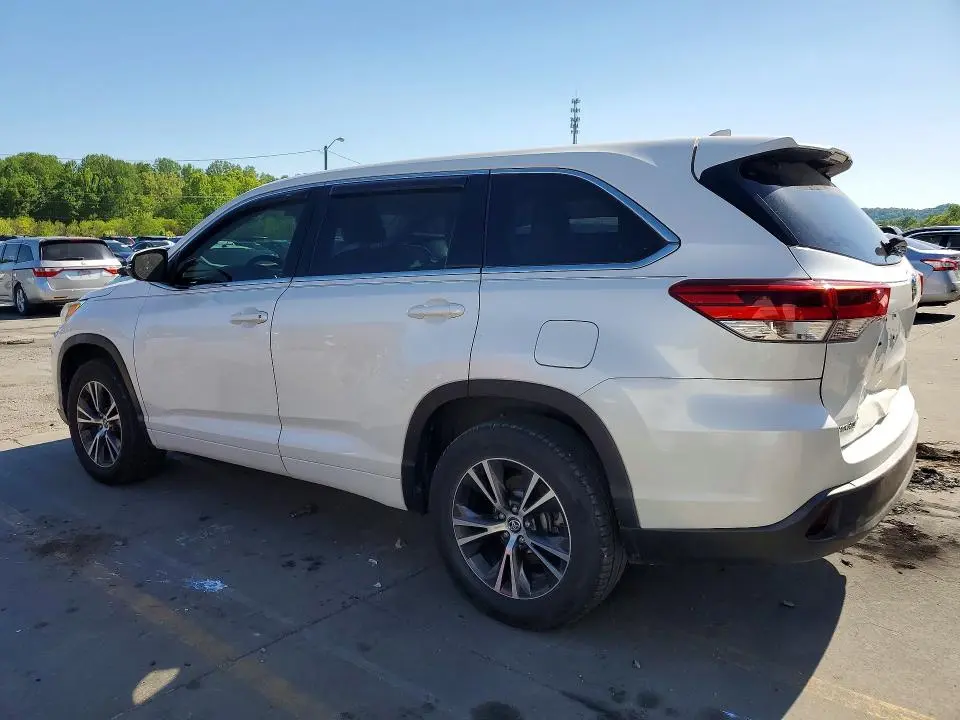 2018 TOYOTA HIGHLANDER LE PLUS  