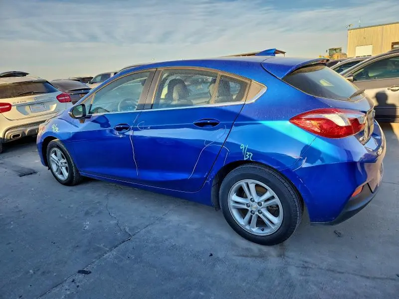 2017 CHEVROLET CRUZE LT  