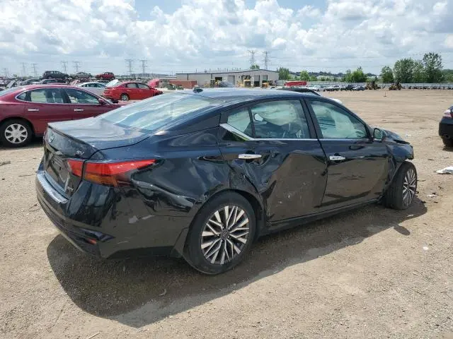 2023 NISSAN ALTIMA SV  