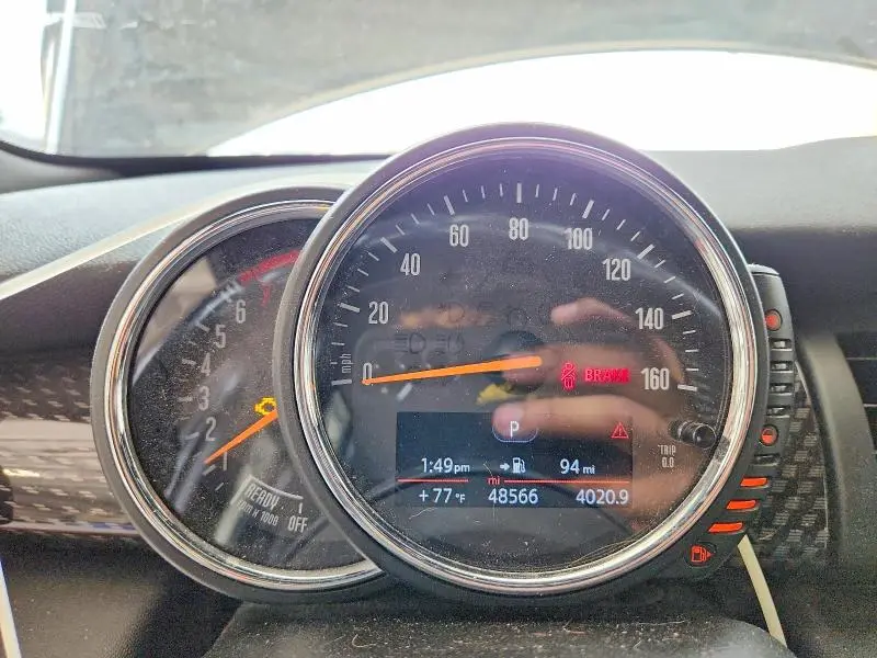2017 MINI COOPER S  