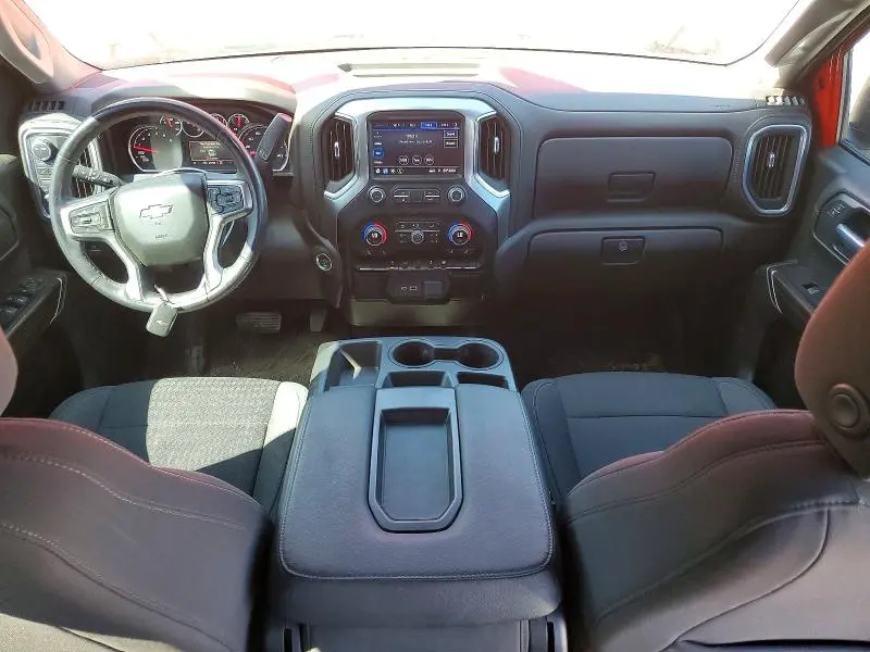 2021 CHEVROLET SILVERADO K1500 LT  
