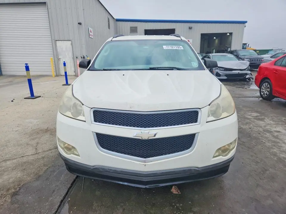 2012 CHEVROLET TRAVERSE LS  