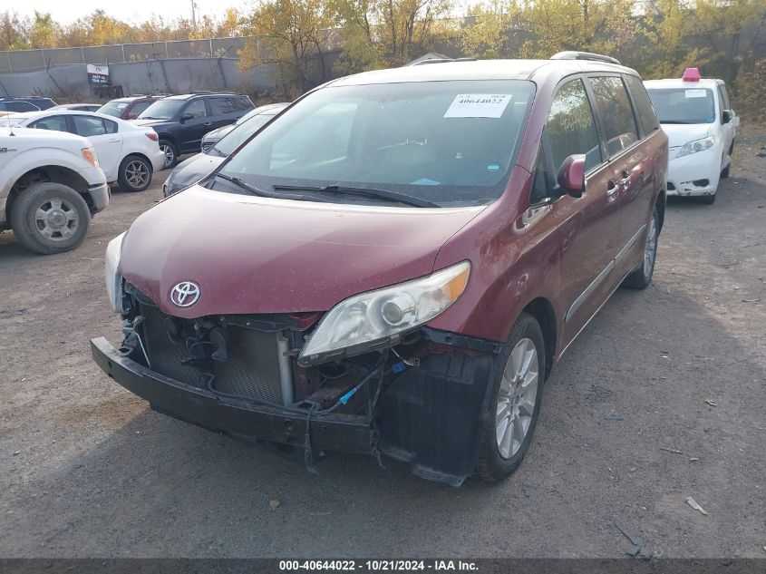 2011 TOYOTA SIENNA LIMITED