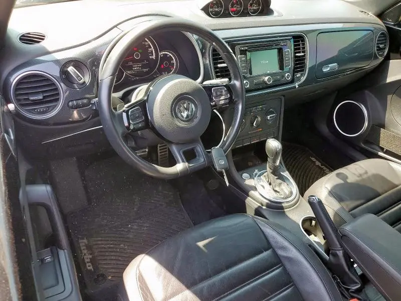 2013 VOLKSWAGEN BEETLE TURBO  