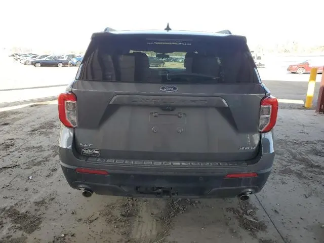 2021 FORD EXPLORER XLT  