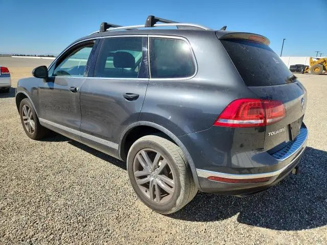 2016 VOLKSWAGEN TOUAREG SPORT  