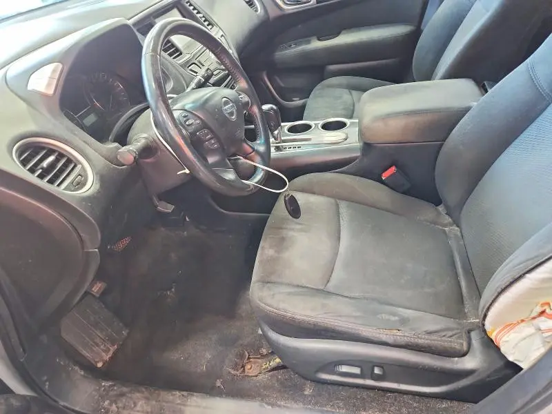 2015 NISSAN PATHFINDER SV  