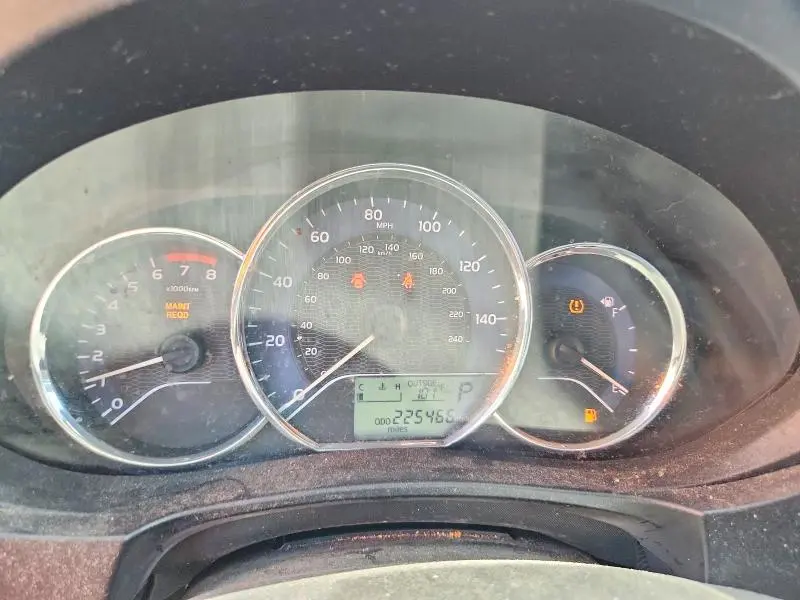 2014 TOYOTA COROLLA LE PLUS  