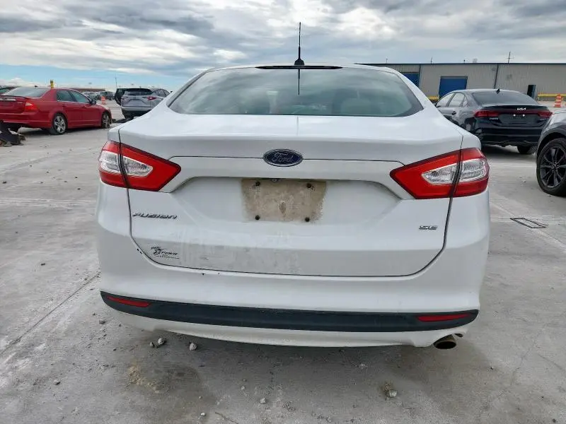 2015 FORD FUSION SE  