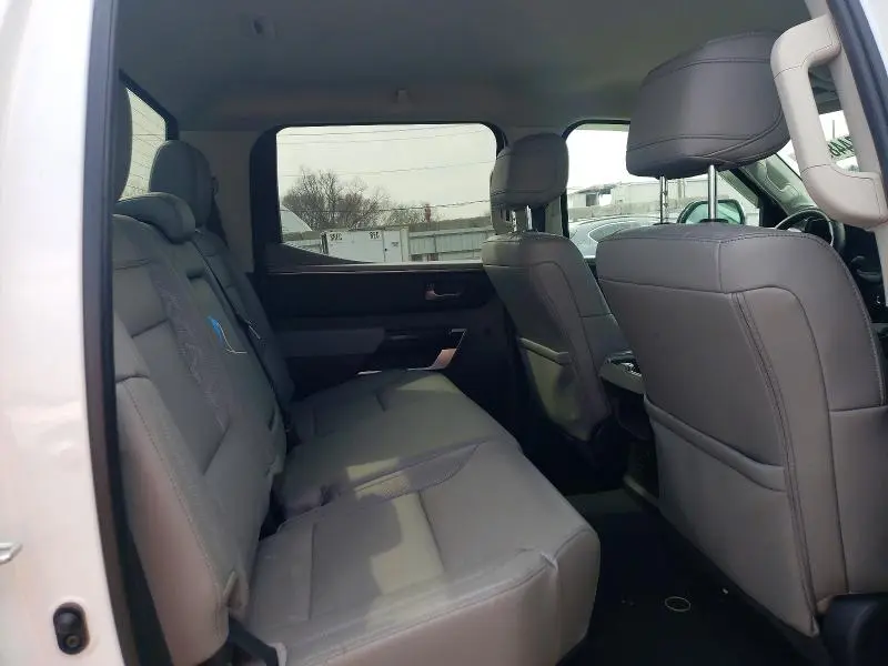 2024 TOYOTA TUNDRA LIMITED  