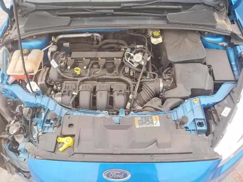 2017 FORD FOCUS SE  