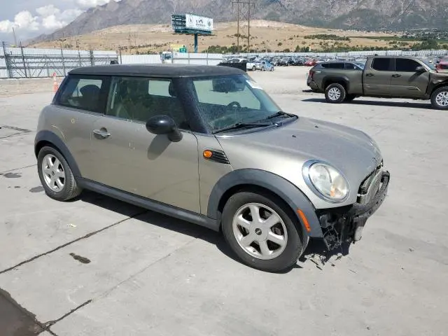 2010 MINI COOPER   