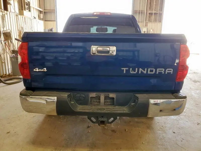 2014 TOYOTA TUNDRA CREWMAX SR5  