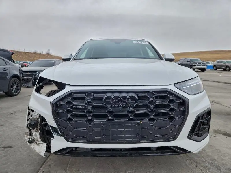 2025 AUDI Q5 E PREMIUM PLUS 55  