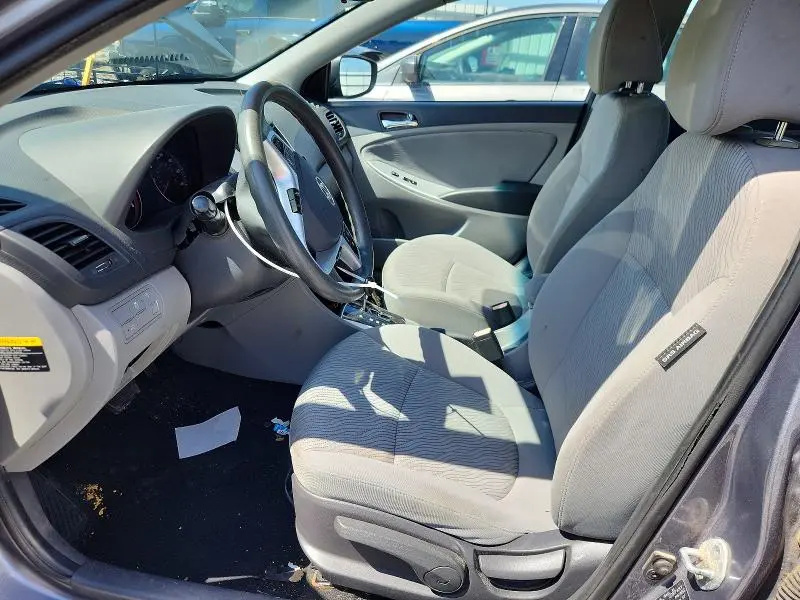 2013 HYUNDAI ACCENT GLS  