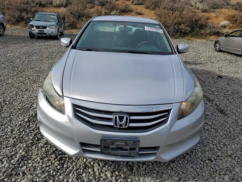 2011 HONDA ACCORD LX  