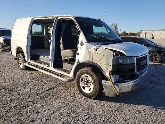 2025 GMC SAVANA G2500  