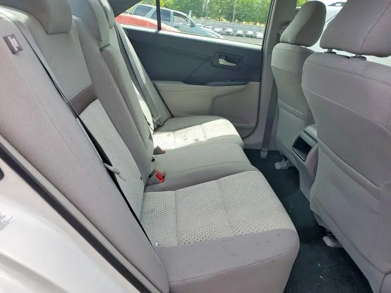 2014 TOYOTA CAMRY LE  