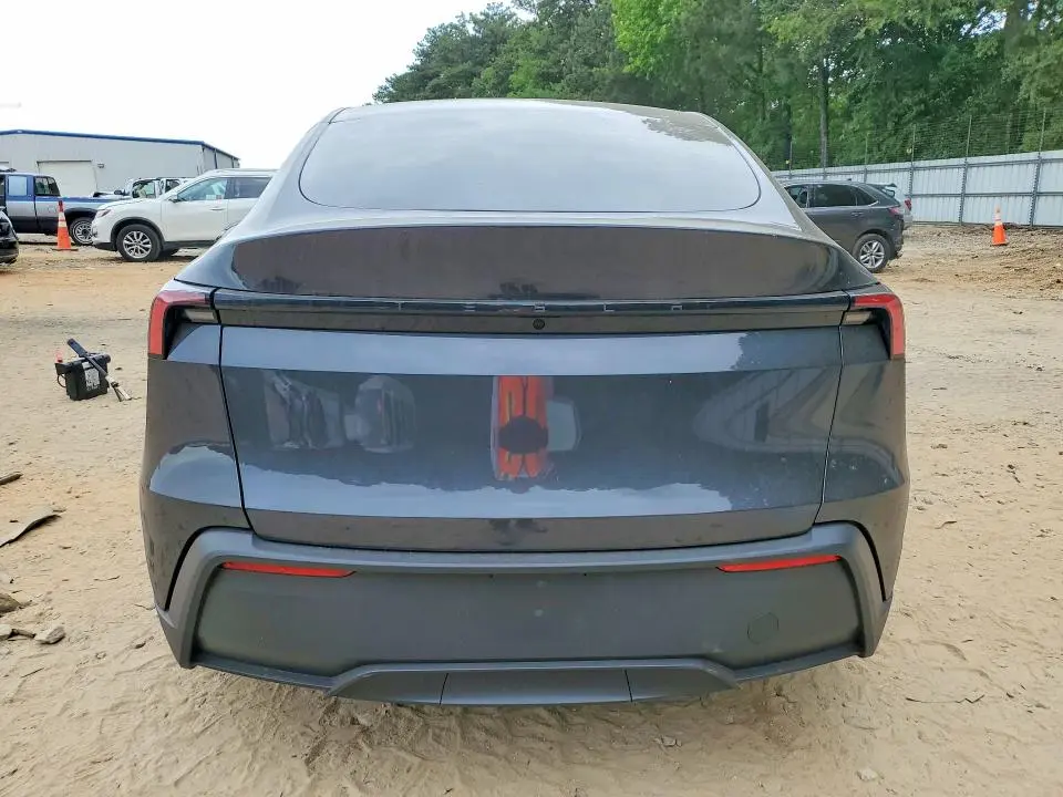 2026 TESLA MODEL Y   