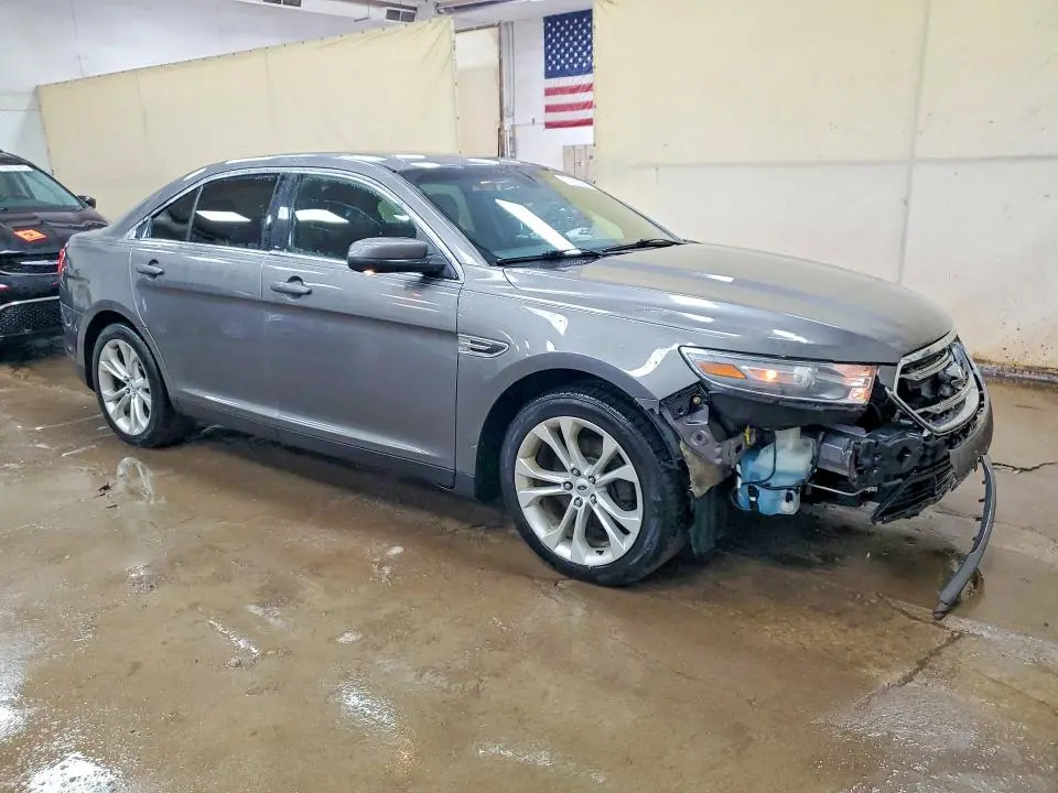 2013 FORD TAURUS SEL  
