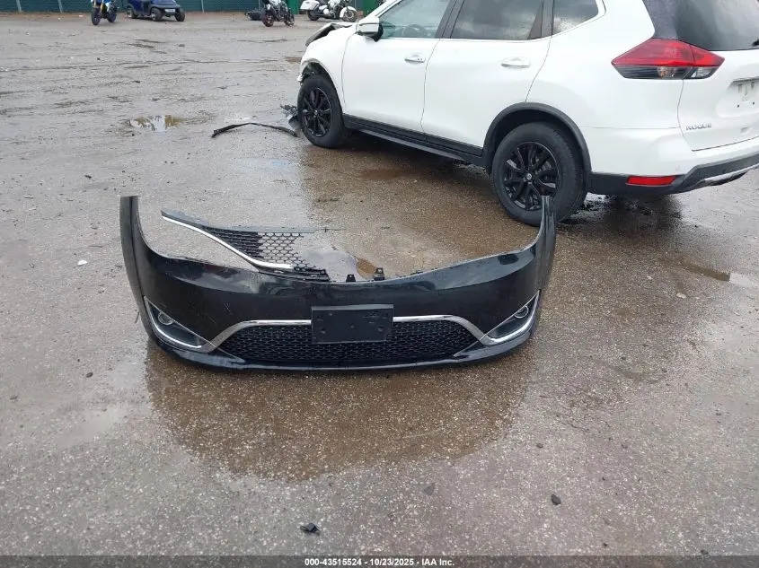 2019 CHRYSLER PACIFICA TOURING PLUS