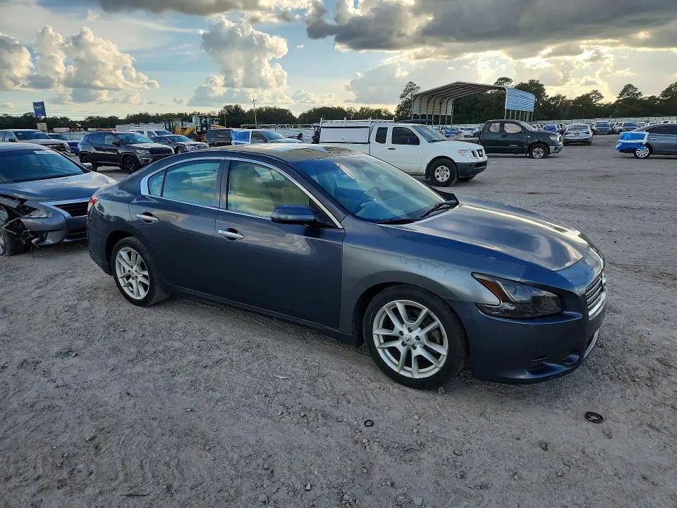 2010 NISSAN MAXIMA 3.5 S  