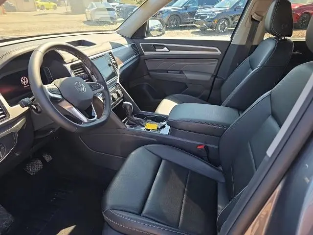 2023 VOLKSWAGEN ATLAS SE  