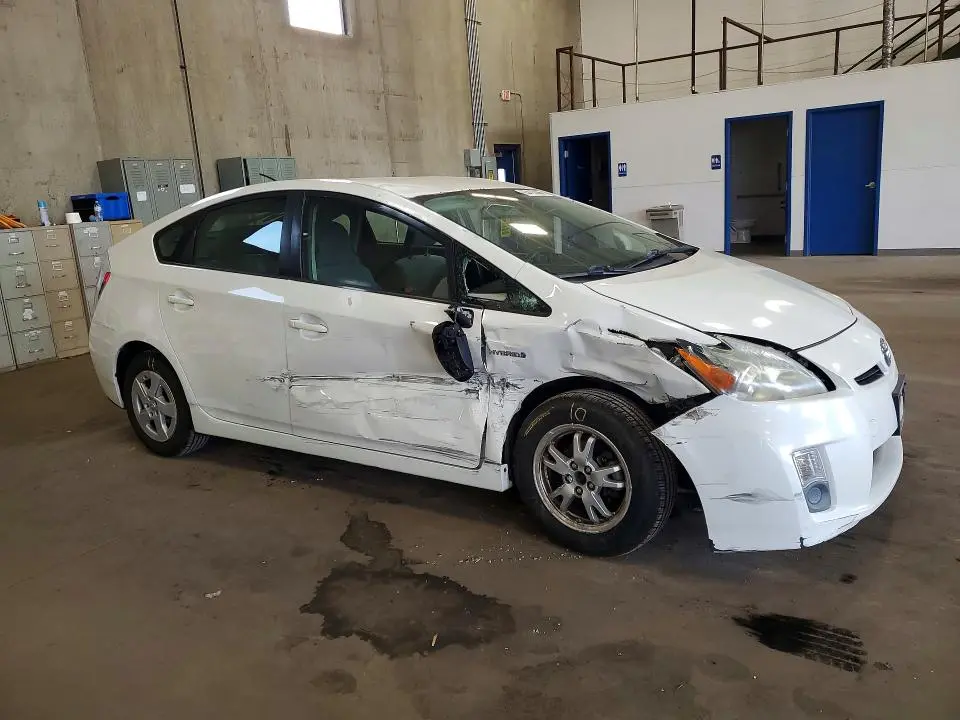 2010 TOYOTA PRIUS II  
