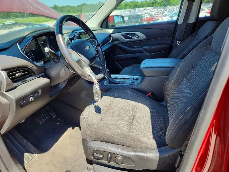 2019 CHEVROLET TRAVERSE LT  