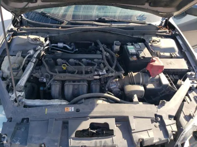 2011 FORD FUSION SE  