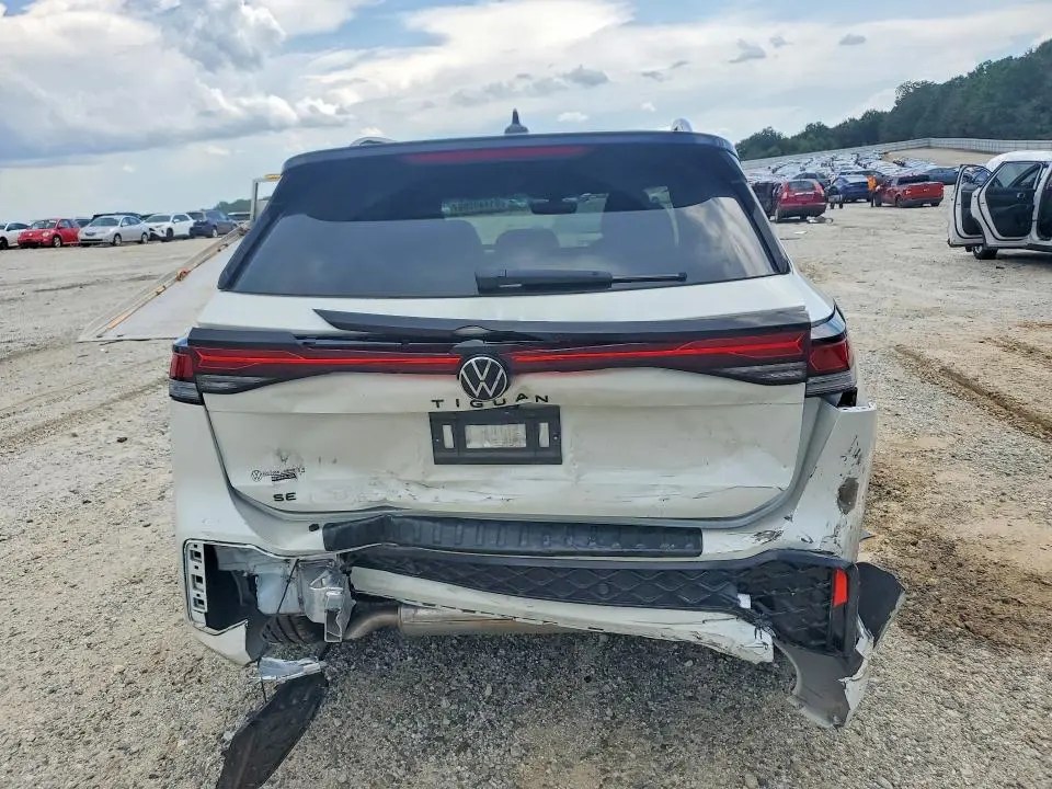 2026 VOLKSWAGEN TIGUAN SE R-LINE BLACK  