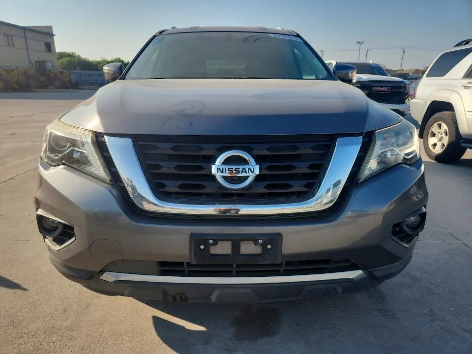 2019 NISSAN PATHFINDER SL  