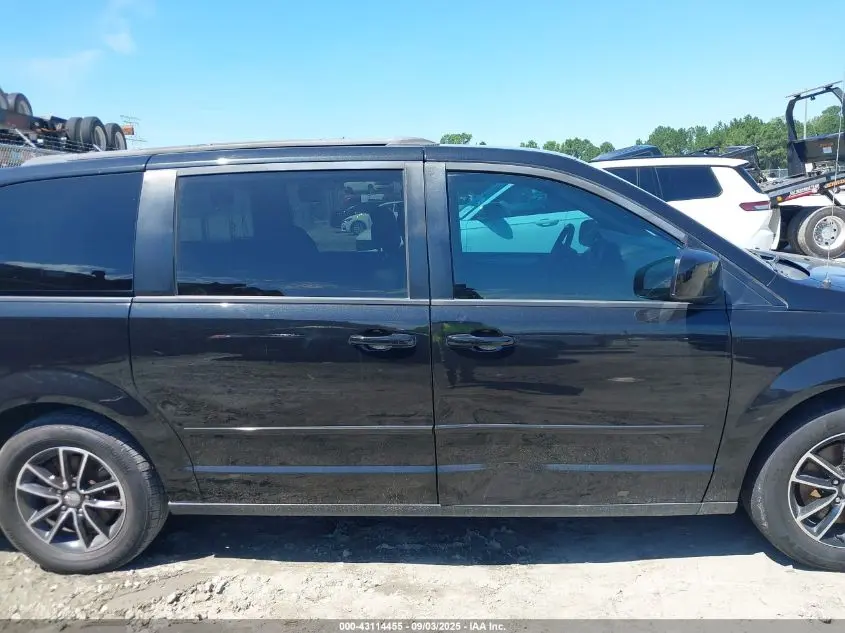 2016 DODGE GRAND CARAVAN R/T