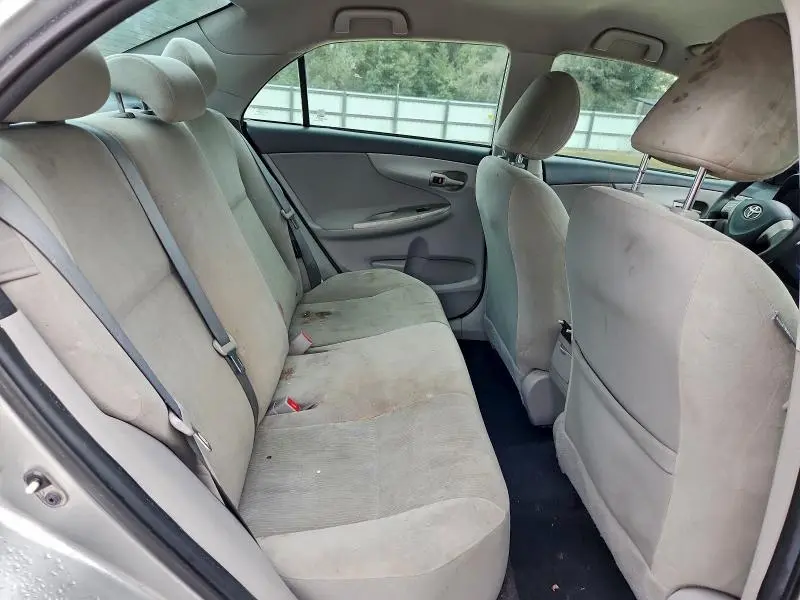 2013 TOYOTA COROLLA BASE  