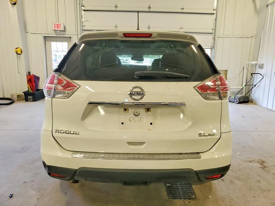 2016 NISSAN ROGUE SL  