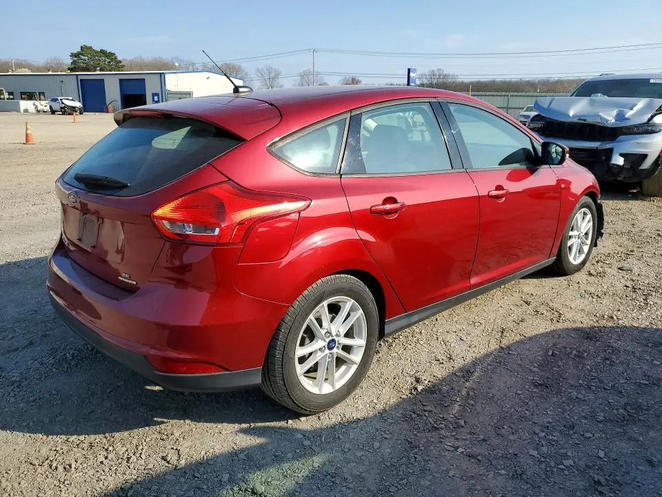 2016 FORD FOCUS SE  