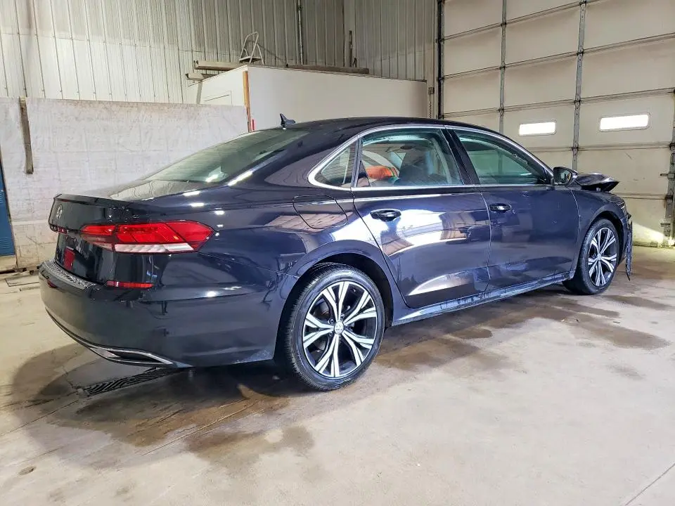 2021 VOLKSWAGEN PASSAT SE  