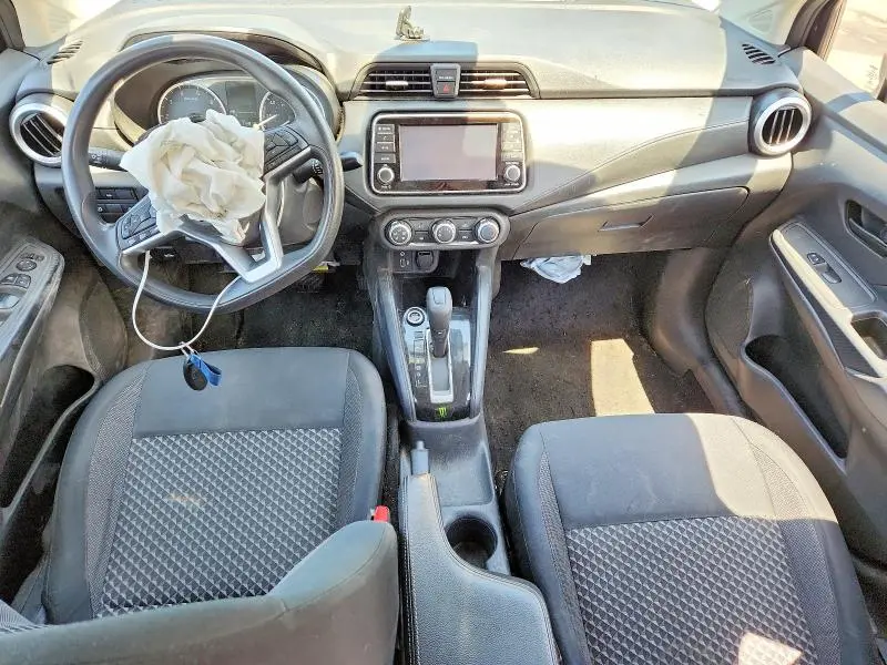 2020 NISSAN VERSA S  