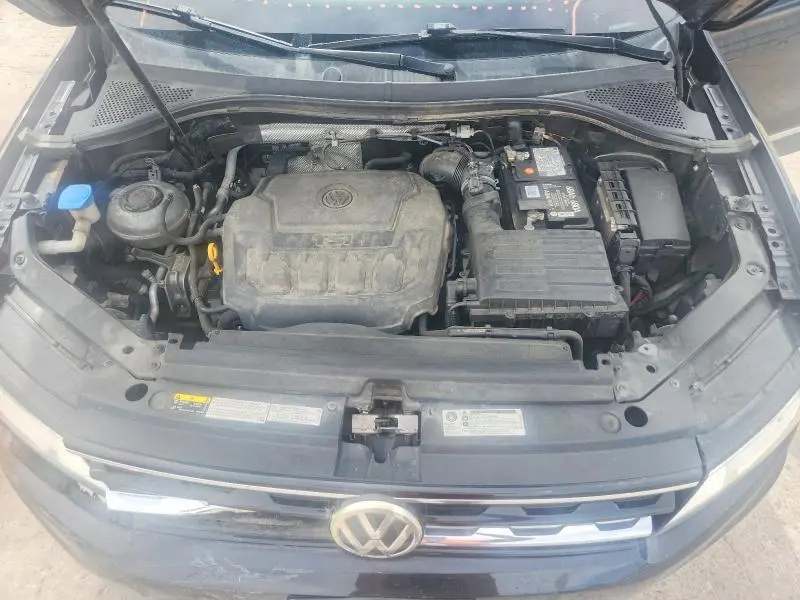 2018 VOLKSWAGEN TIGUAN SE  