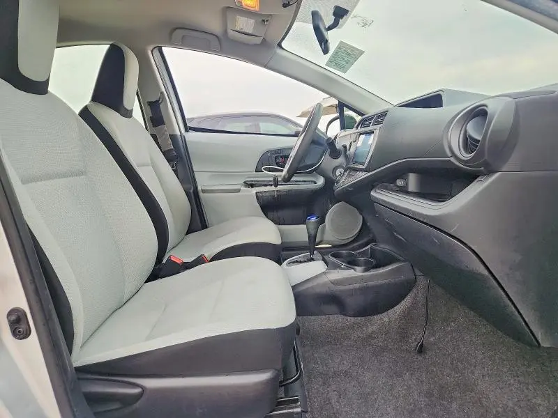 2014 TOYOTA PRIUS C ONE  