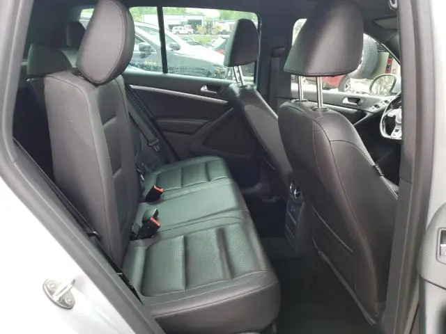 2016 VOLKSWAGEN TIGUAN S