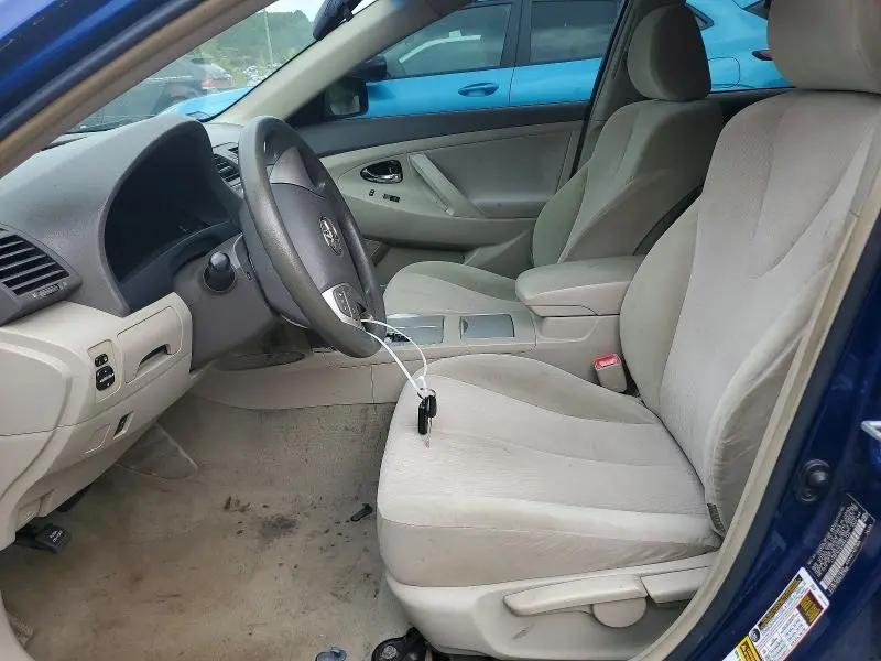 2010 TOYOTA CAMRY BASE  