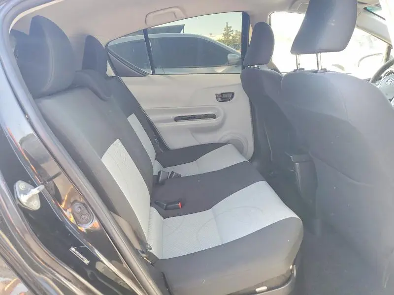 2013 TOYOTA PRIUS C TWO  