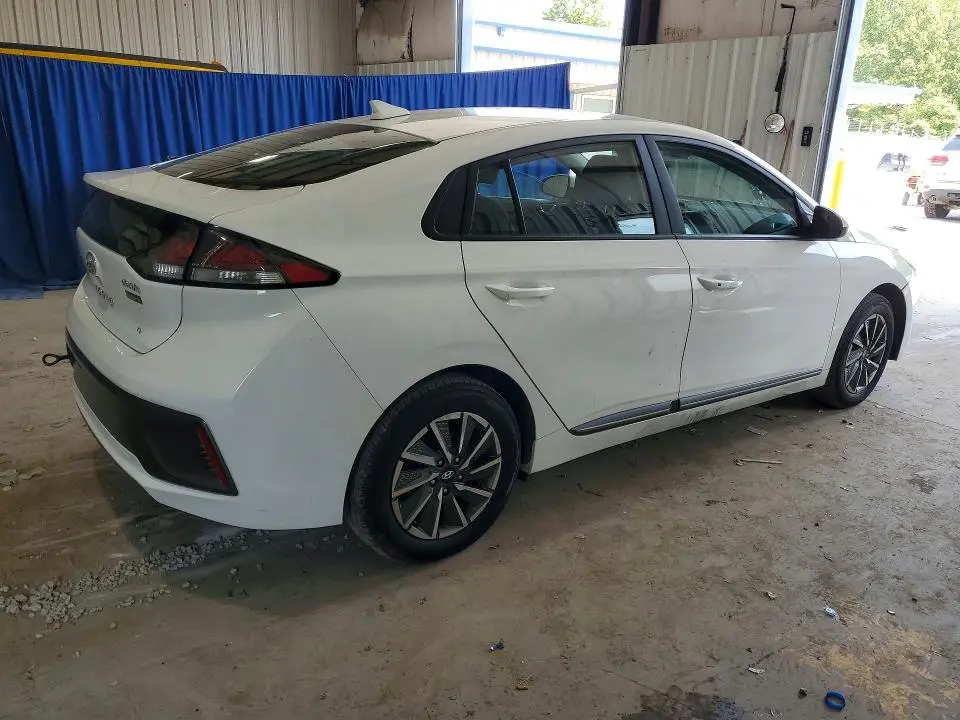 2021 HYUNDAI IONIQ SE  