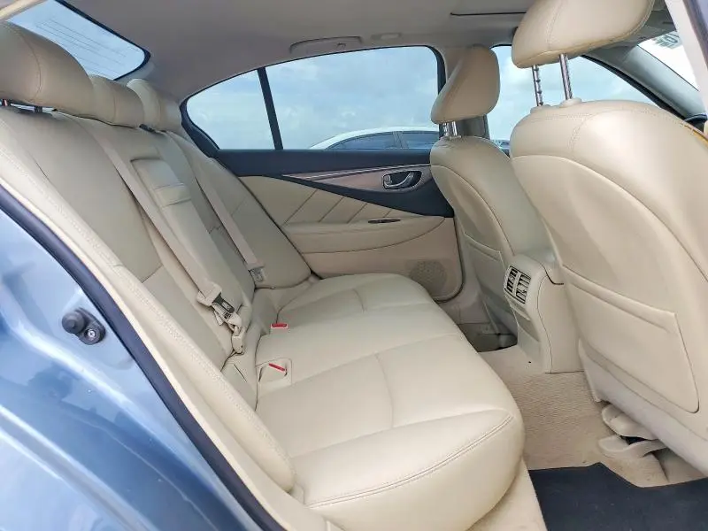 2016 INFINITI Q50 3.0T PREMIUM  