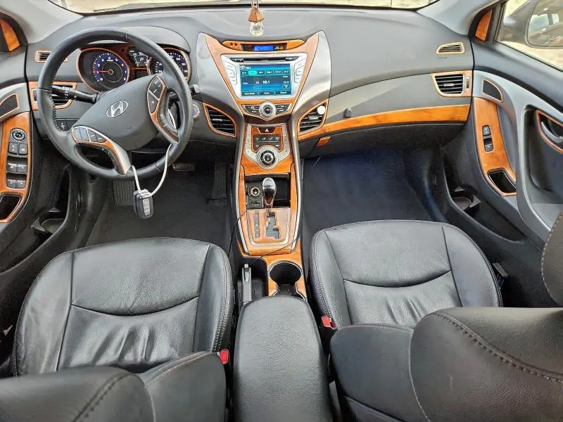 2012 HYUNDAI ELANTRA GLS  