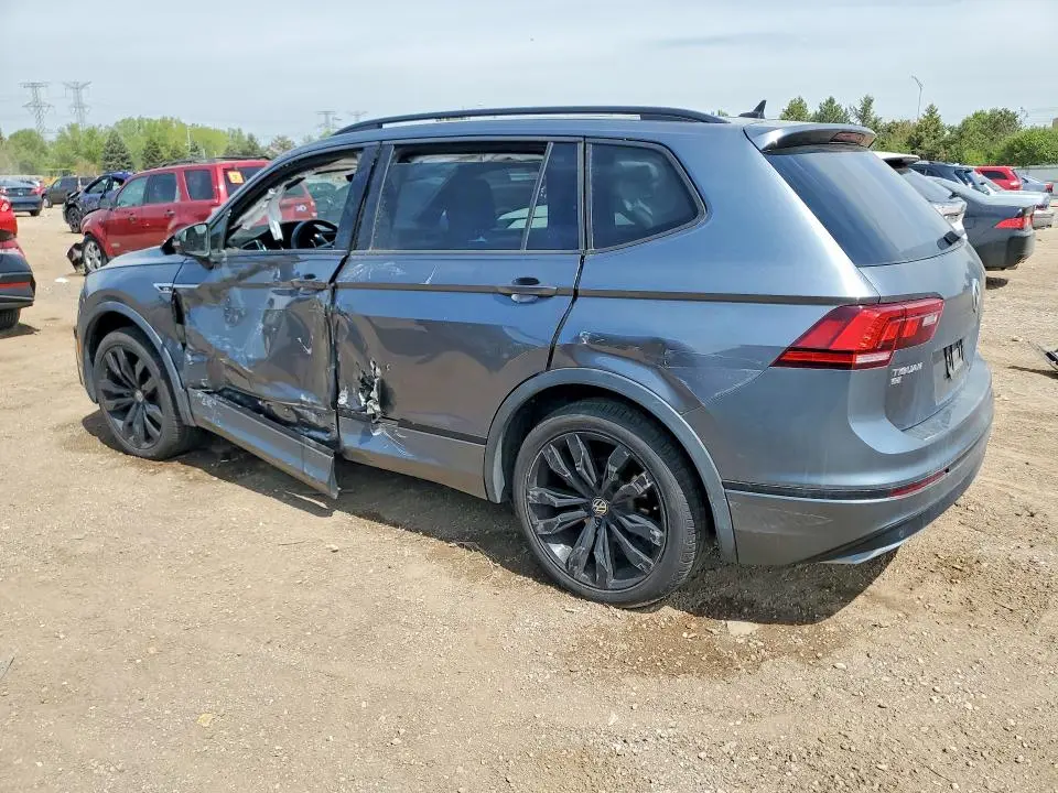 2021 VOLKSWAGEN TIGUAN SE  