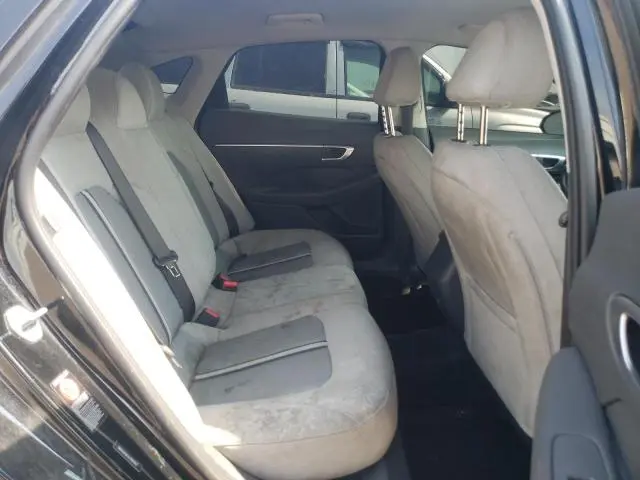 2020 HYUNDAI SONATA SE  
