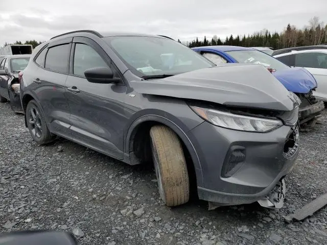 2023 FORD ESCAPE ST LINE  